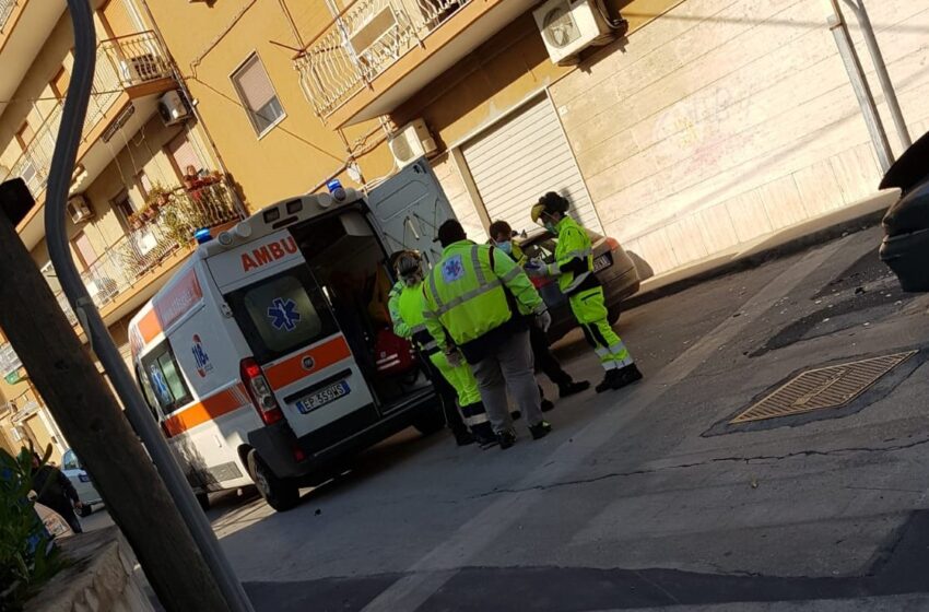  Siracusa. Incidente stradale in via Italia: due auto coinvolte, un ferito