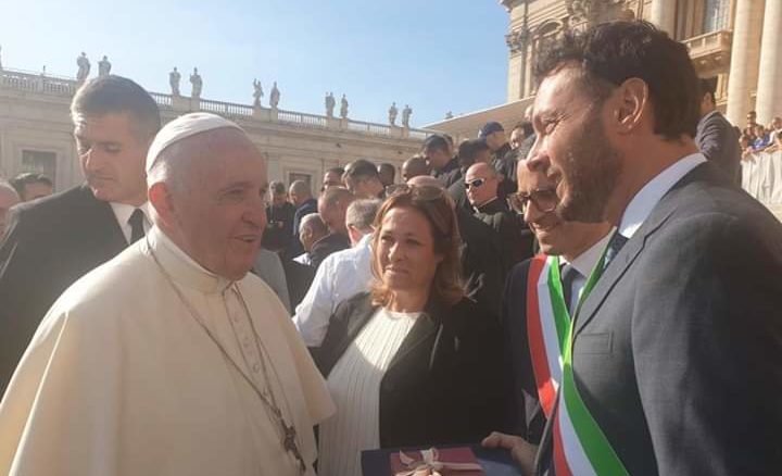  Il Papa telefona al sindaco Italia: "Emozione indescrivibile, ha detto che prega per Siracusa"