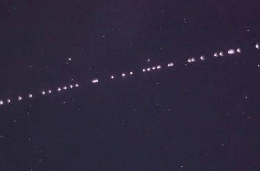  Siracusa. Trenino di luci nel cielo: Ufo? No, i satelliti StarLink di Elon Musk