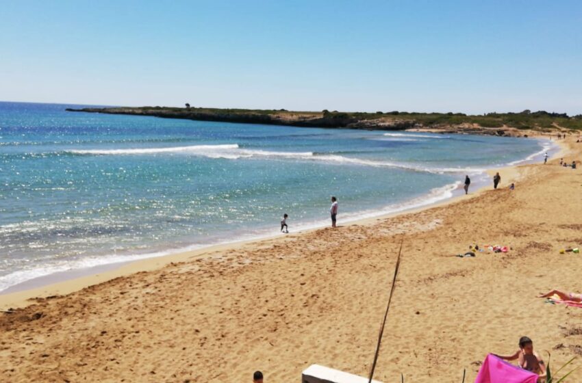  Siracusa. Tuffi e tintarella all'Arenella: la "Fase 2" secondo gli amanti del mare