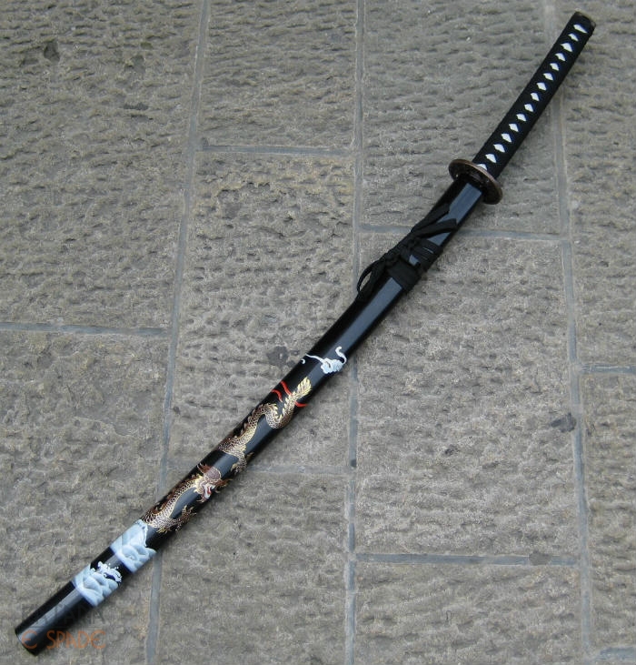 Siracusa Minaccia L anziana Madre Malata Con Katana E Balestra 