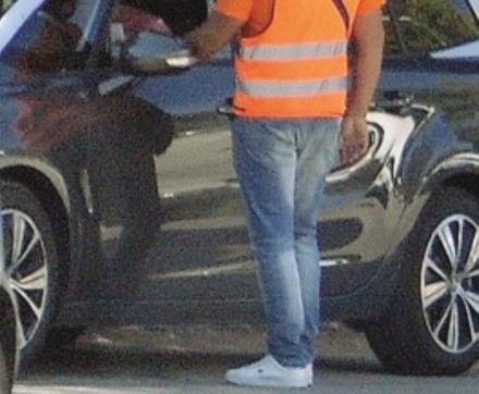  Parcheggiatori abusivi della Neapolis, ancora due denunce: sequestrati ticket e soldi