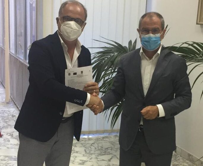 Noto. Al via due cantieri di lavoro, impiegheranno 30 persone. Garanzie della Regione per il Centro per l'Impiego