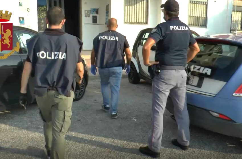  Traffico di droga, 18 indagati: operavano in un palazzo di via Immordini