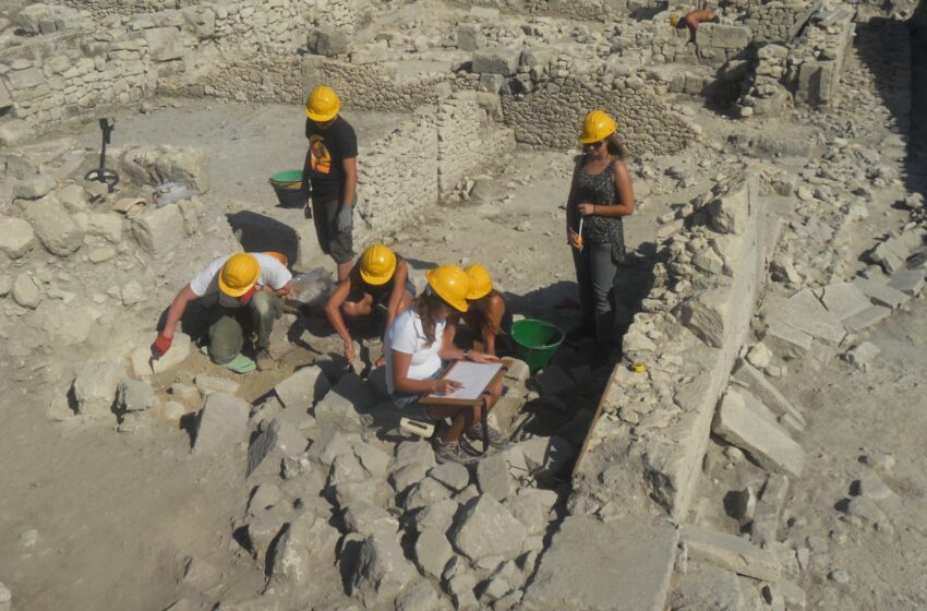 Una domus romana riemerge a Palazzolo, scavi internazionali per l'antica Akrai