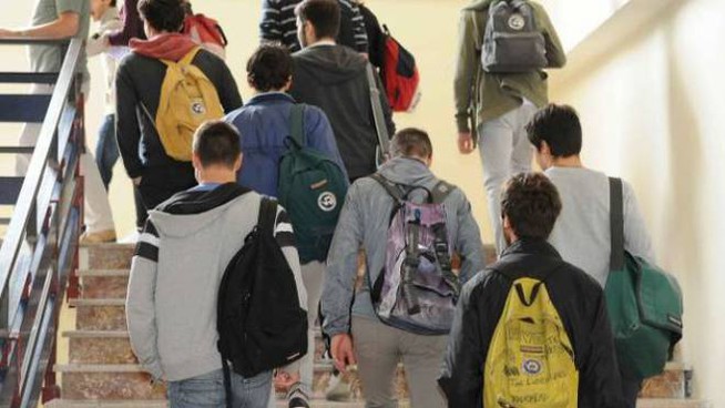  Dispersione scolastica, Siracusa ultima della classe in Sicilia. “Ma il trend migliora”