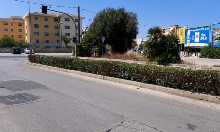  Siracusa. Siepi spartitraffico e sicurezza stradale: "potate a 50 cm"