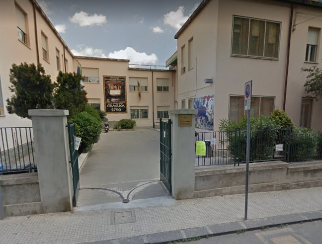  Covid a scuola, la Lombardo-Radice chiusa fino al 3 gennaio: disposti tamponi per tutti