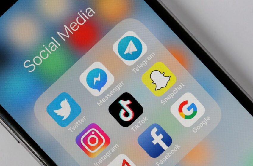  Sfide shock su tik tok, oscurato il profilo social di "influencer" siracusana