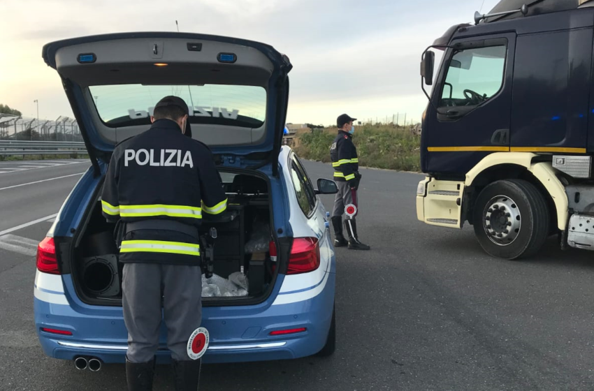  Siracusa. Controlli straordinari della Polstrada: il numeri della campagna Truck & Bus