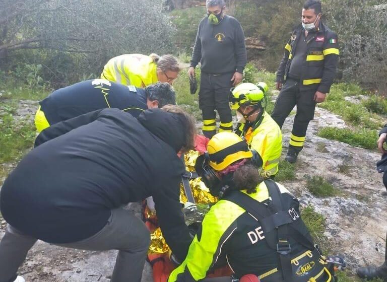  Escursionista soccorso in elicottero a Noto antica, trasportato al Cannizzaro