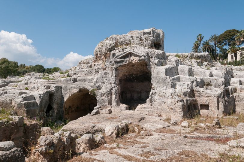  Passeggiare accanto alla tomba di Archimede ed all'Ara di Ierone: presto possibile