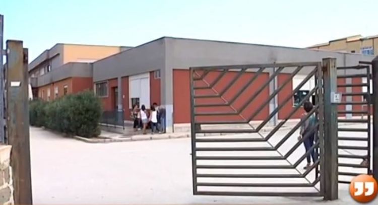  Siracusa. Covid a scuola, chiuso per sanificazione il plesso Giaracà di via Asbesta