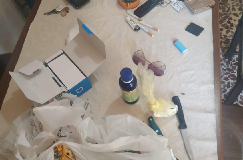  Siracusa. Un laboratorio casalingo di crack scoperto in via Epicarmo: 3 arrestati, giovane denunciata