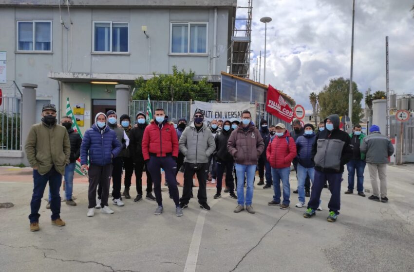  Zona industriale, vertenza Bng: tensione alle stelle, torna il presidio sotto la Prefettura