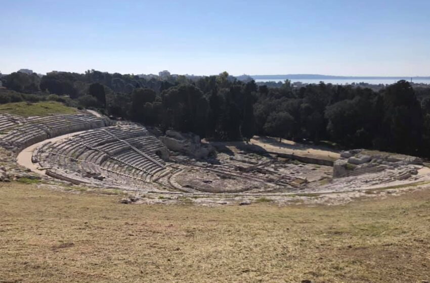  Nuova illuminazione al Teatro Greco, sì del Ministero della Cultura: 650 mila euro