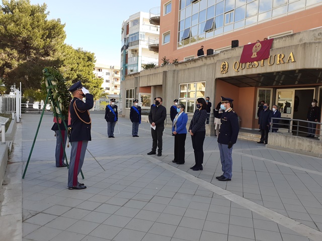  Siracusa. I 169 anni della polizia, i numeri di un anno di Covid: 246 arresti da marzo 2020