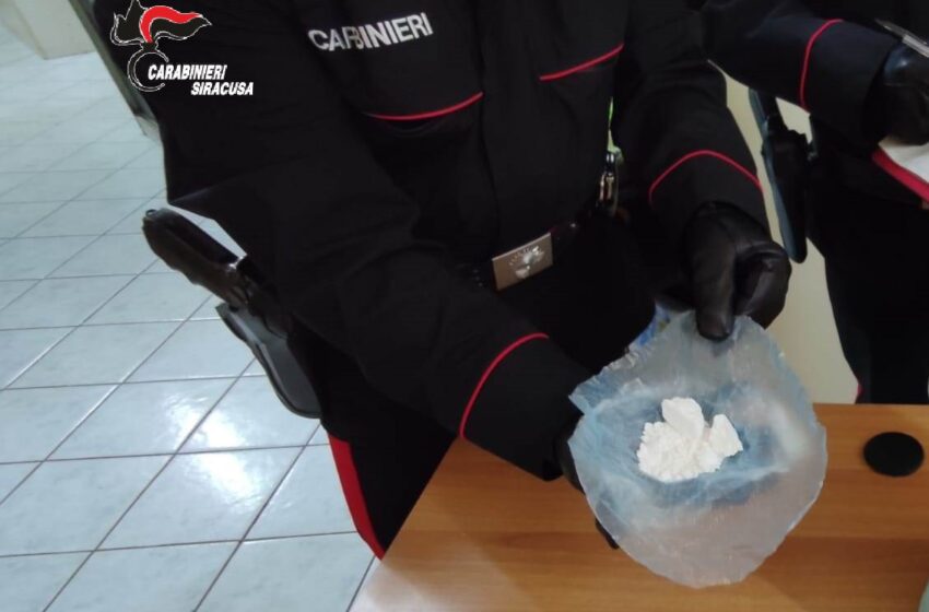  Cocaina nascosta in un sacco di cemento, arrestati tre muratori di Sortino