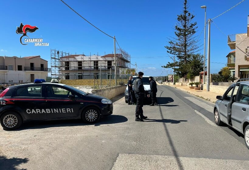  Portopalo. Continuava ad occupare abusivamente un alloggio popolare: in carcere