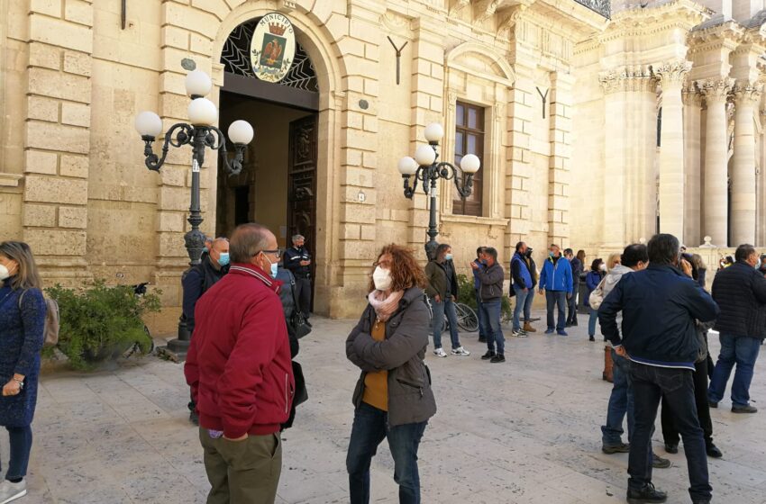  Lavoratori part-time del Comune di Siracusa, Granata bacchetta i sindacati. Lunedì l'incontro