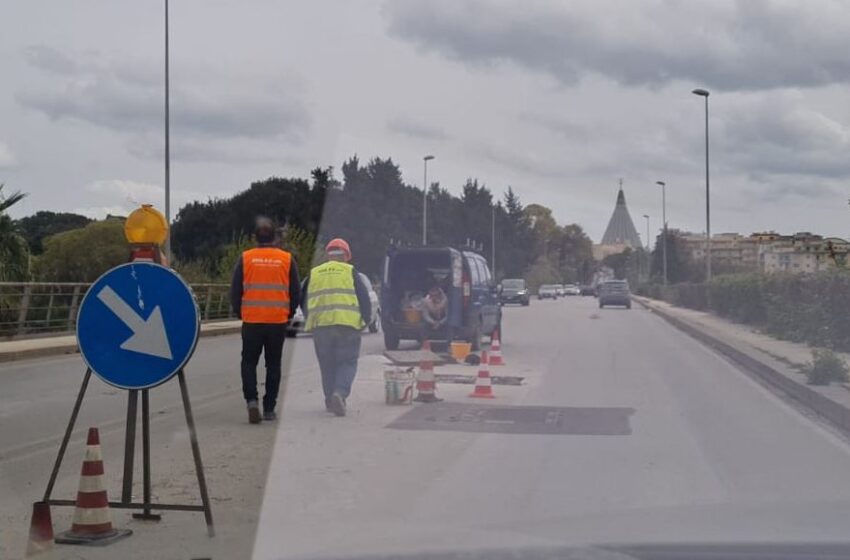  Strade, buche e altri guai: dopo viale Teracati, l'attesa riparazione in viale Paolo Orsi