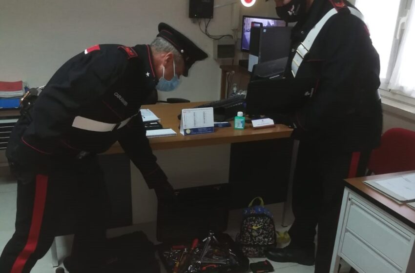  Siracusa. Ladro all'ex Outlet di contrada Spalla: colto in flagrante e arrestato