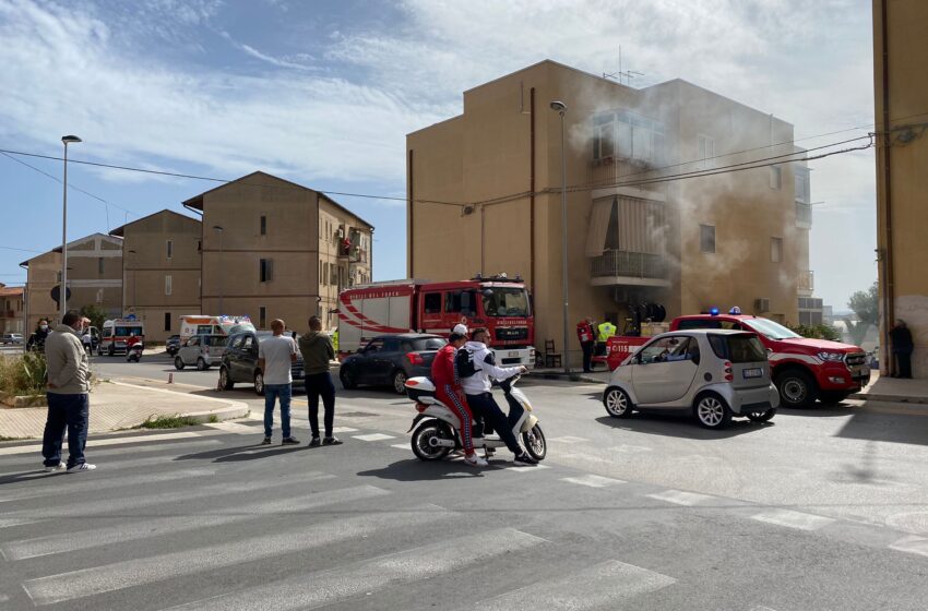  Incendio in una abitazione di via Antonello da Messina, famiglia in ospedale