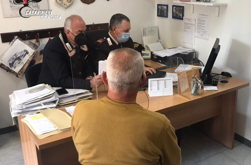  Vaccini per gli over-80, i Carabinieri in soccorso di chi fatica a prenotarsi online