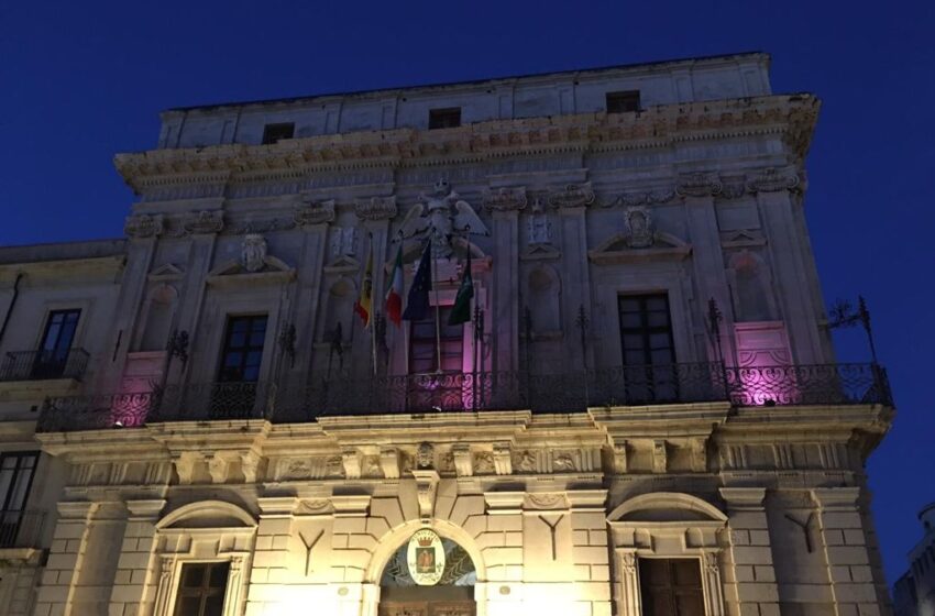  Giornata della Fibromialgia, palazzo Vermexio si illumina di viola