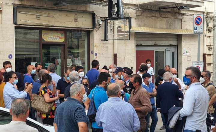  Siracusa dice no al pizzo, manifestazione alla Borgata: "non ci pieghiamo"