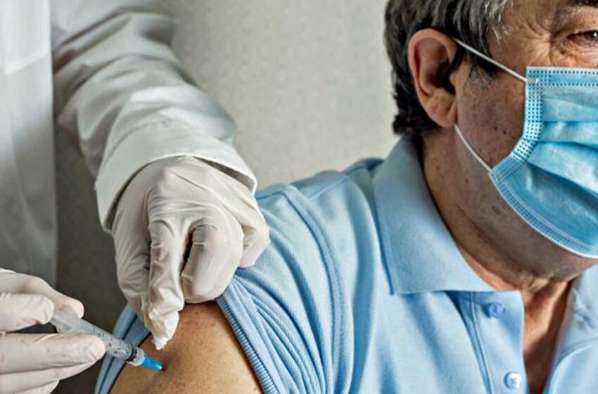  Vaccini: terza dose per gli over 60, in Sicilia via alle prenotazione. Ecco come fare