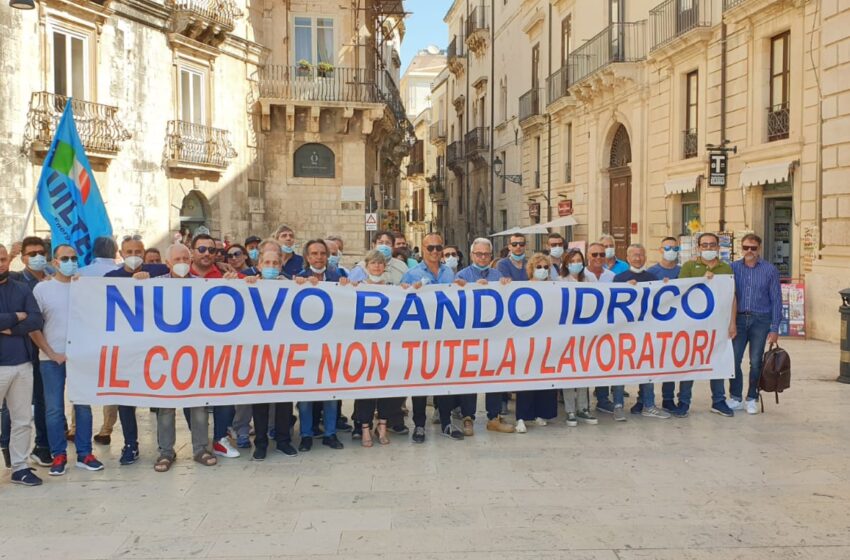  Servizio idrico a Siracusa, torna la protesta dei lavoratori sotto Palazzo Vermexio