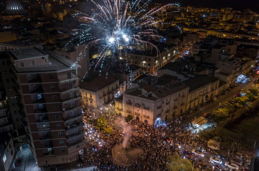  Febbre azzurra e feste in piazza: possibile conciliare maxischermo e norme anti-covid?
