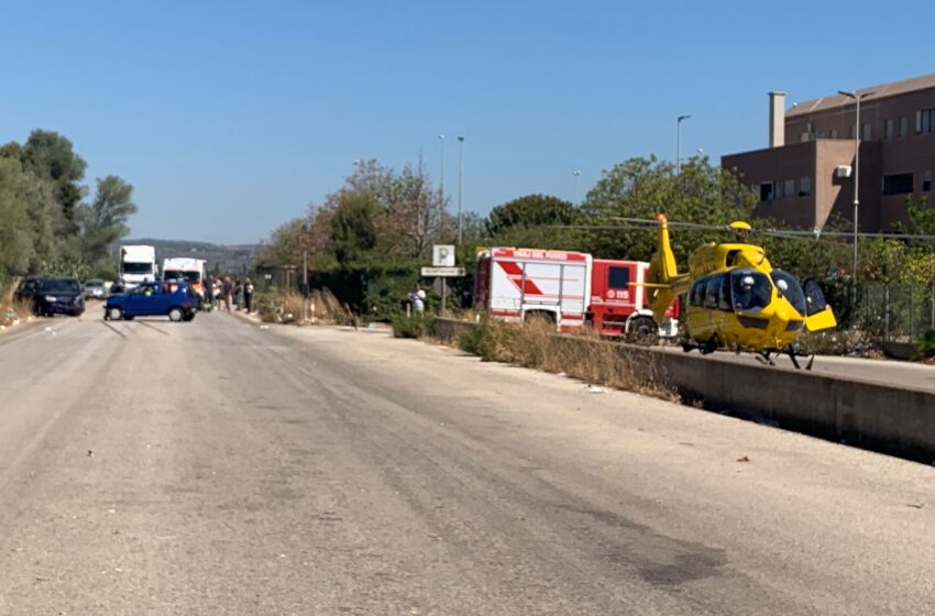  Siracusa. Grave incidente sulla Maremonti, frontale fra due auto: interviene l’elisoccorso, 4 feriti