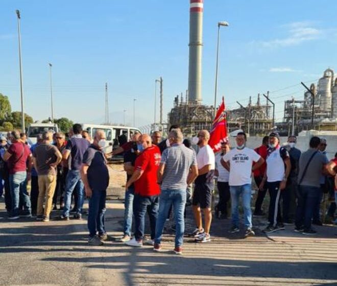  Zona industriale, la protesta dei 38 lavoratori Icmb. La Uiltec contro politica del massimo ribasso