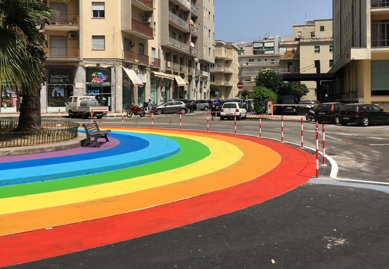  Ancora sull’arcobaleno di piazza della Repubblica, reazioni e commenti della politica siracusana