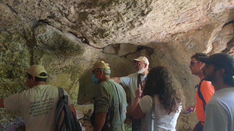  Palazzolo Acreide. Prime visite guidate nelle riscoperte concerie di contrada Fontanasecca