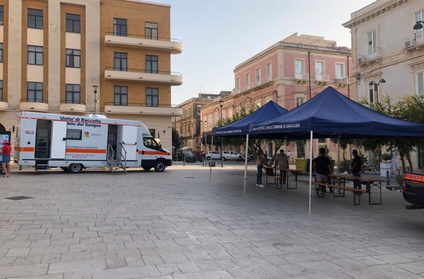  Vaccini in piazza, al centro commerciale, al teatro: debutto ieri sera a Siracusa. I numeri