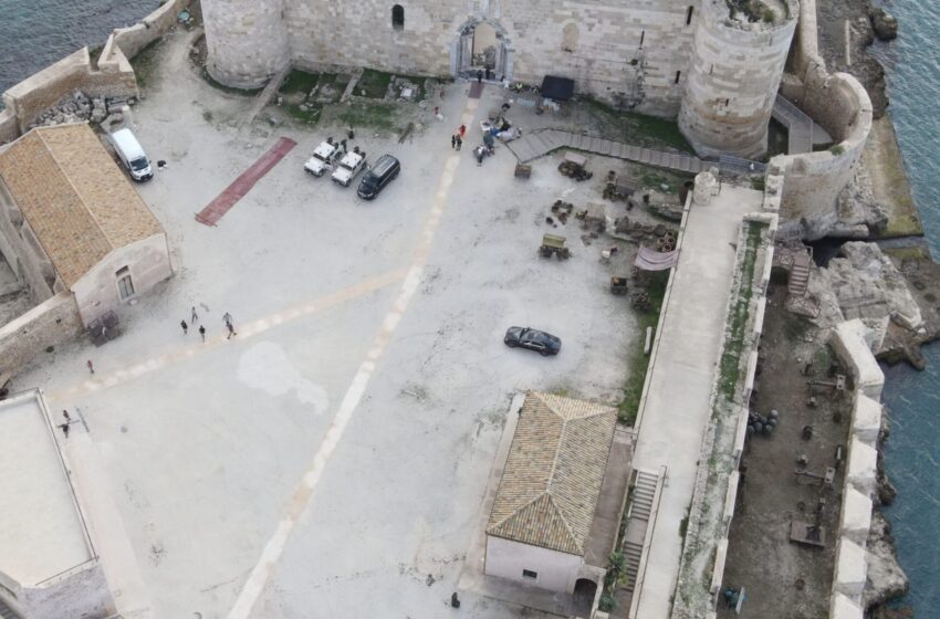 Indiana Jones, le riprese a Siracusa: dopo la Neapolis, pronto il set del Maniace (anche in mare)