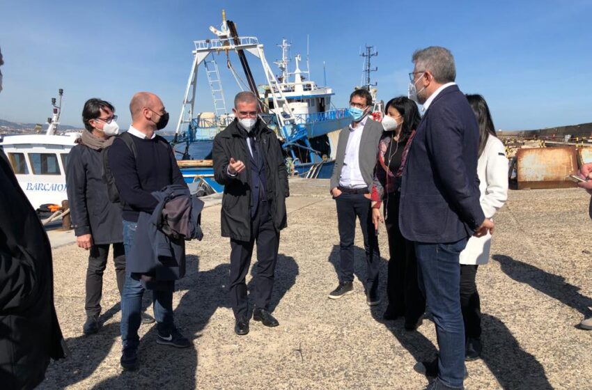 Porto rifugio di Targia, Vinciullo: “La Regione promette ma ancora niente fondi per i lavori”