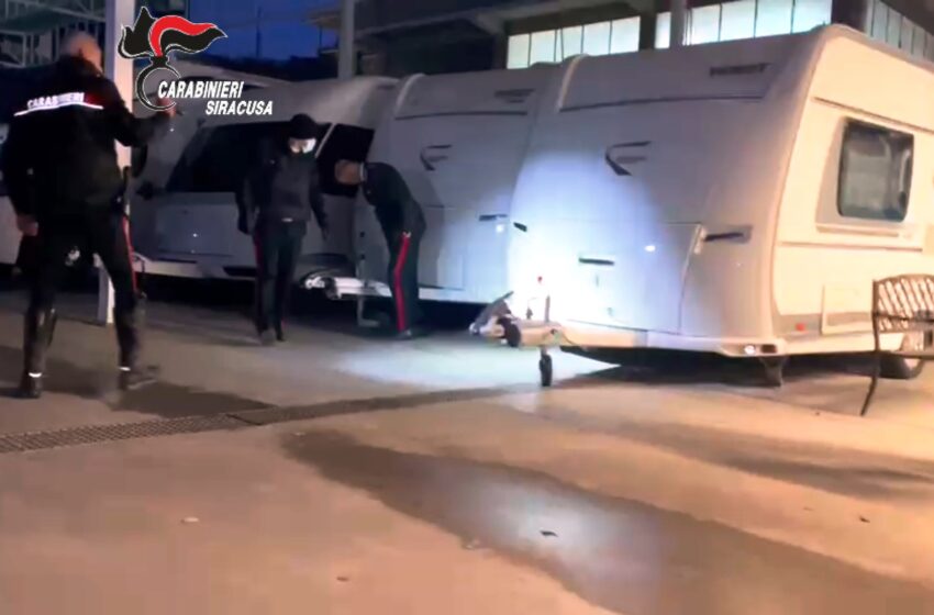  Pressing dei Carabinieri sui caminanti di Noto, nuova mossa nelle indagini per omicidio