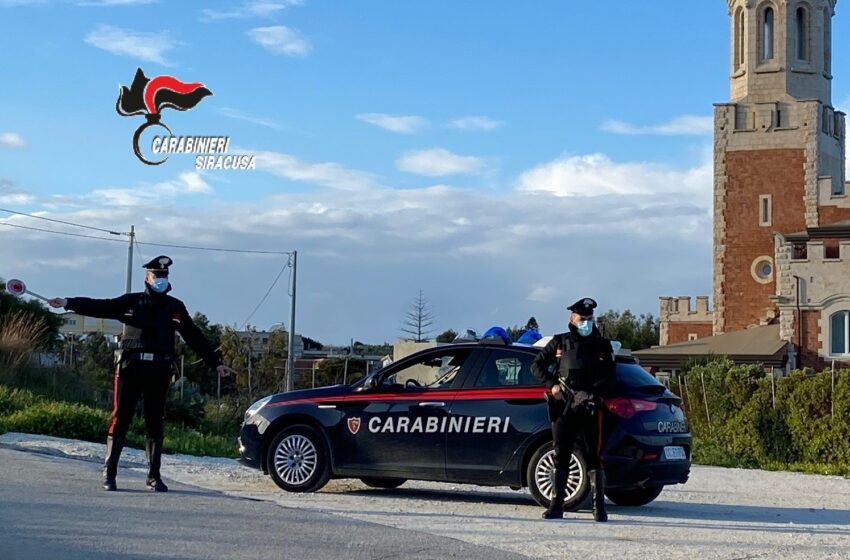  Aggredisce l’ex fidanzata e le sue amiche, sorpreso con un coltello: 23nne bloccato dai carabinieri
