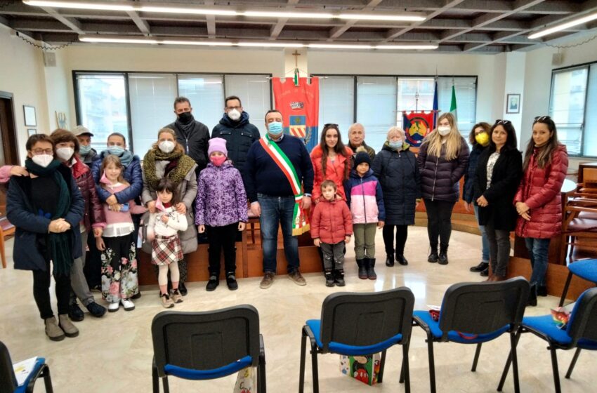  Sette profughi ucraini arrivati a Sortino: sono fuggiti da Kiev, viaggio di sette giorni in Europa