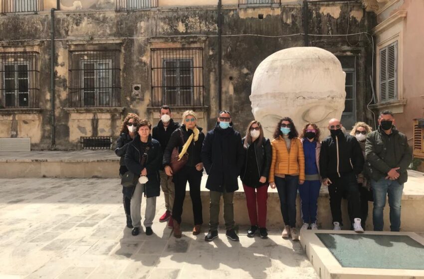 Siracusa. Servizi di supporto al Comune, protestano i lavoratori dello “spezzatino”
