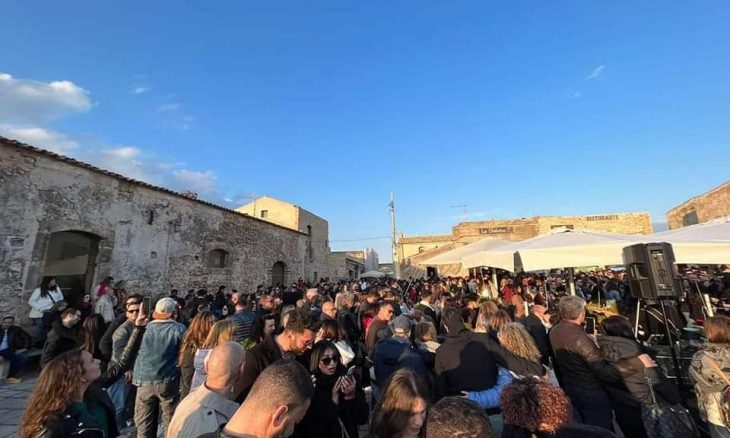 Marzamemi e Pachino, stretta sulla movida: vietato l’intrattenimento musicale