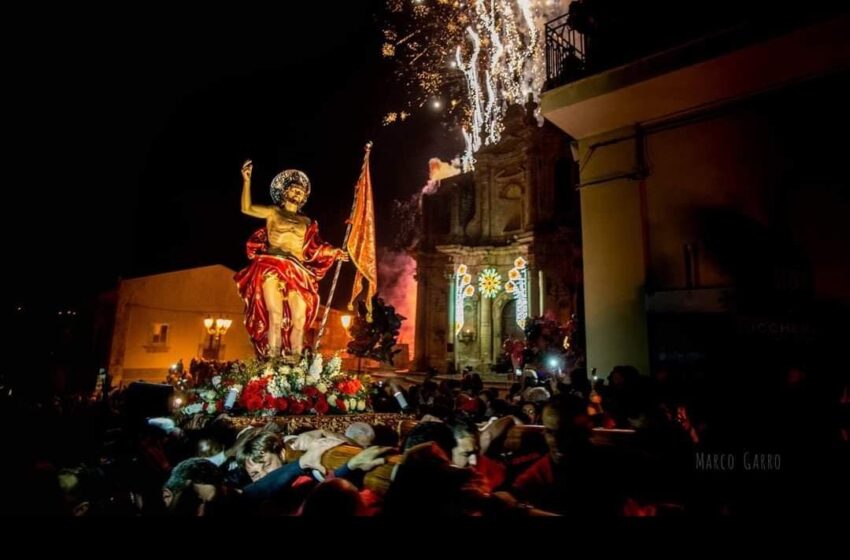  La Pasqua di Ferla, celebrazioni nel vivo: attesa per la "Sciaccariata" e "U Scontru"