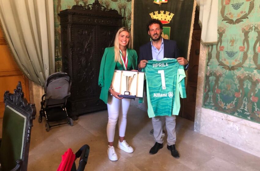  Siracusa fa il tifo per Roberta Aprile, dalle Juventus Women alla Nazionale