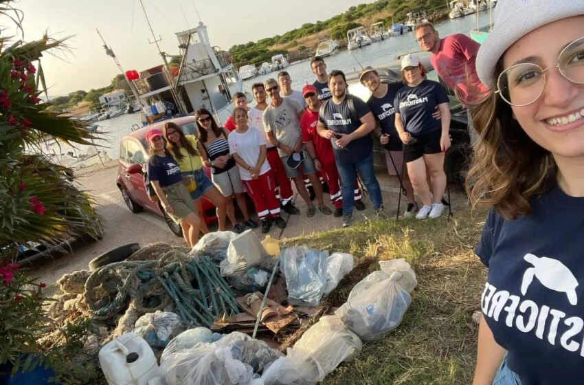  Siracusa. Chili di rifiuti raccolti ad Ognina, esercito di volontari per la Giornata dell’Ambiente