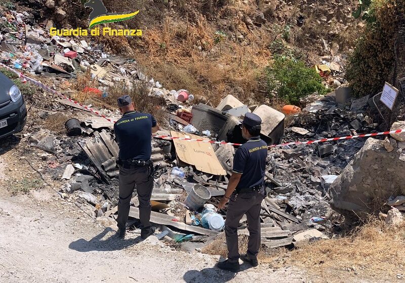  Discarica abusiva ad Avola, sequestrate 200 tonnellate di rifiuti speciali e pericolosi