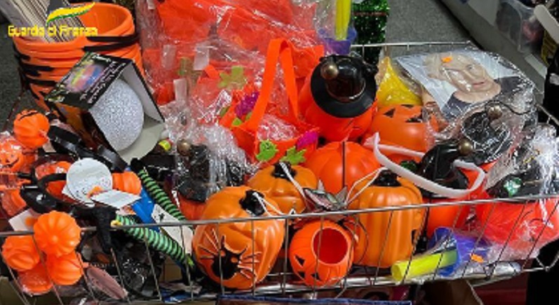  Halloween sicuro, 60mila prodotti sequestrati dalla GdF a Noto